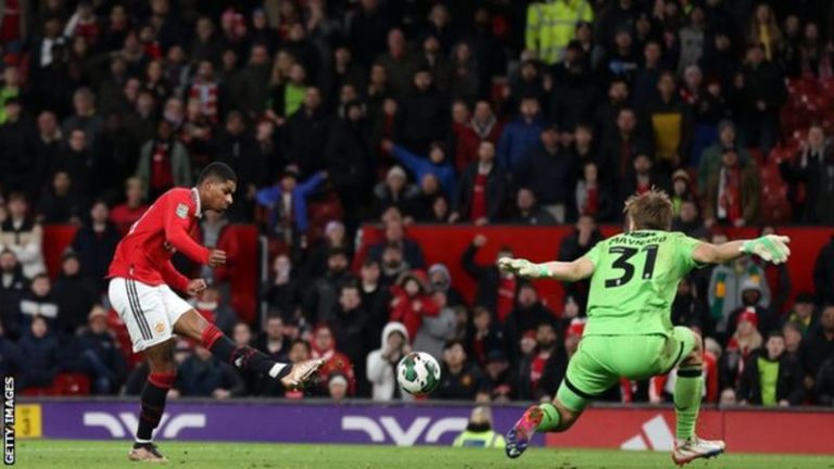 Rashford double puts Man Utd past Charlton