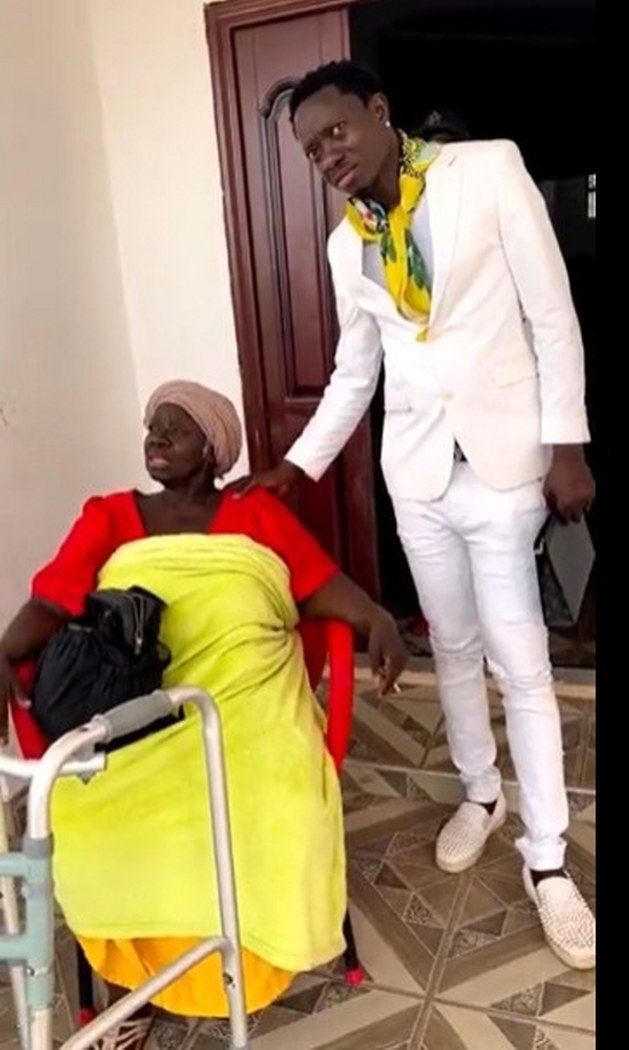 Michael Blackson flaunts adorable lookalike mum [Video]