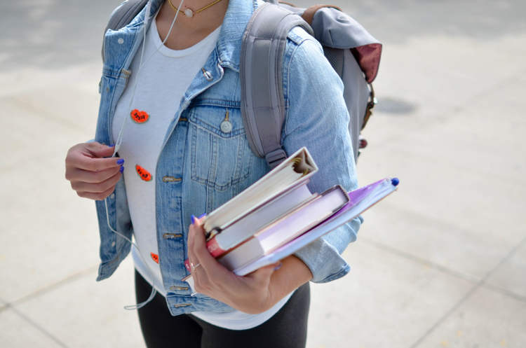 29-Year-Old Woman Poses as Teenage High School Student to Relieve Glory Days