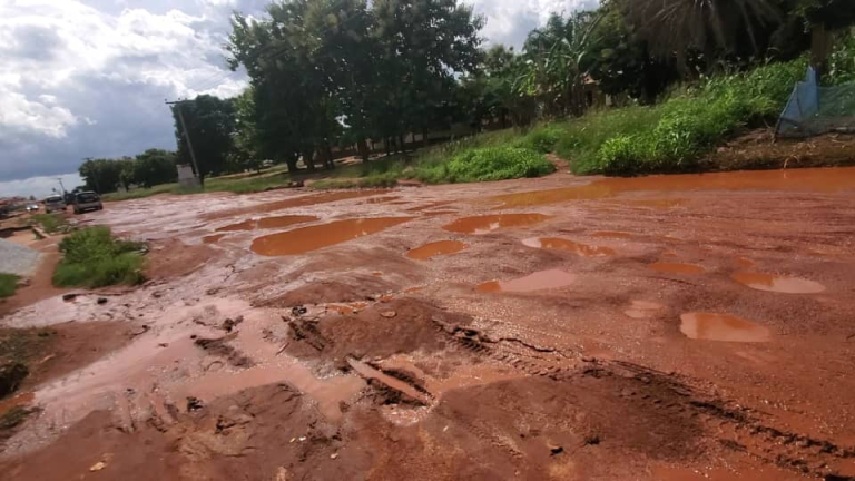 Chief appeals to govt over deplorable Akyem Kyebi-Apapam roads