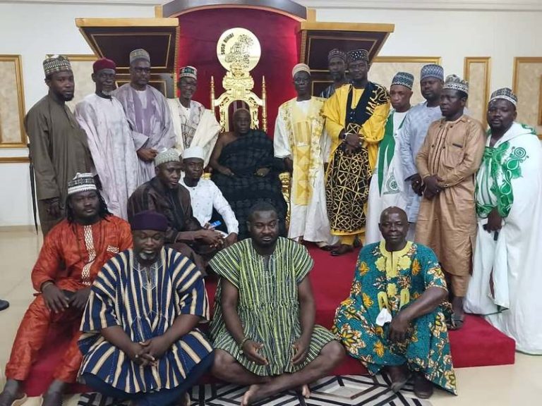 Adoagyiri Zongo chiefs call on Okyehene, reaffirm allegiance to Okyeman