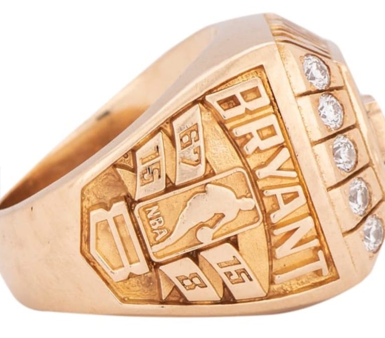 Kobe Bryant’s 2000 NBA Title Ring Sells for $927,000 – Citi Sports Online