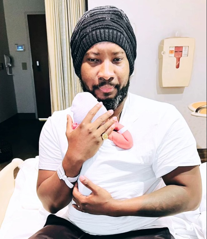 Sonnie Badu welcomes sixth child [Photos]